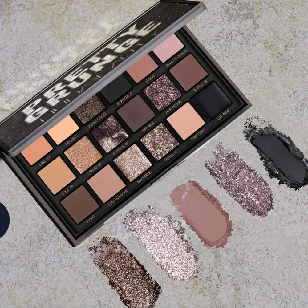 Huda Pretty Grunge Eyeshadow Palette shades every day & night glam-grunge hot af